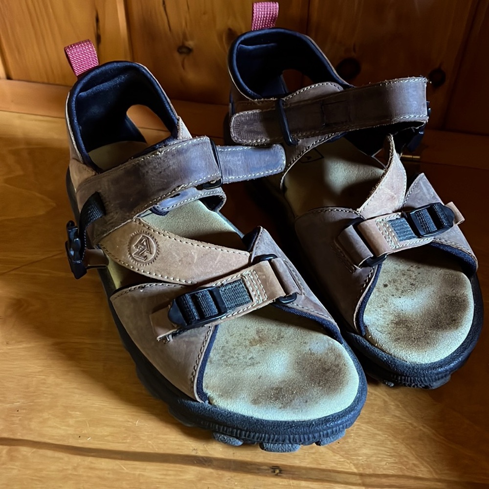 Mens hiking sandals
